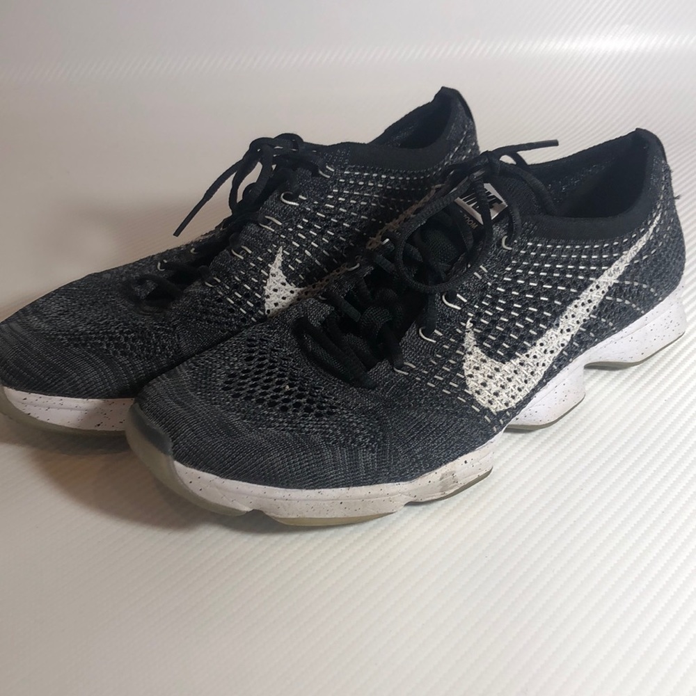 GUC flyknit Zoom training shoes